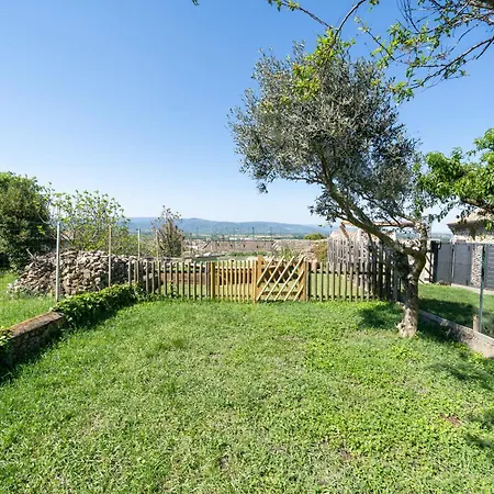 Maison De Village Avec Piscine Et Terrasse